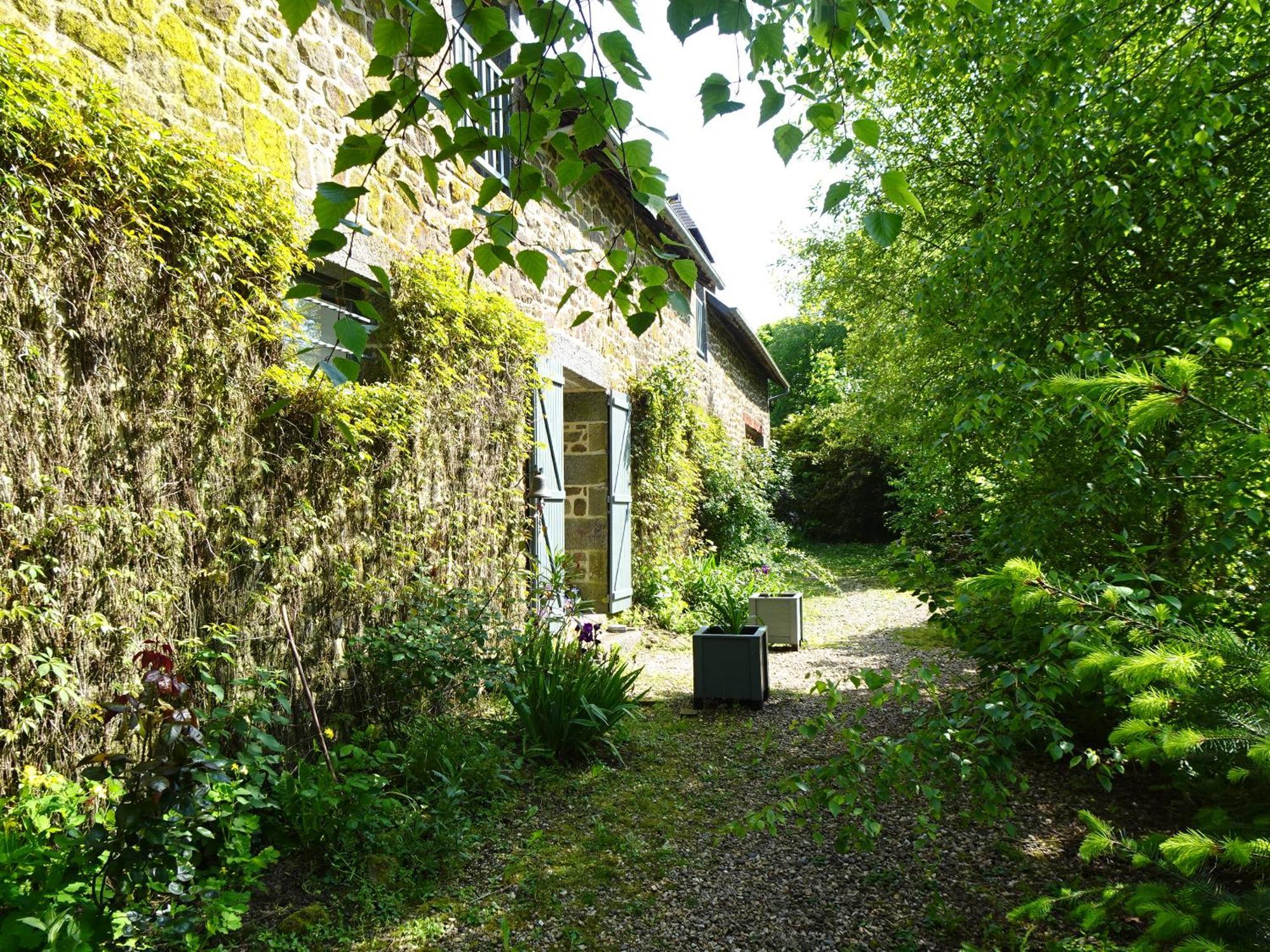Le Domaine Bed & Breakfast Les Iffs Екстериор снимка