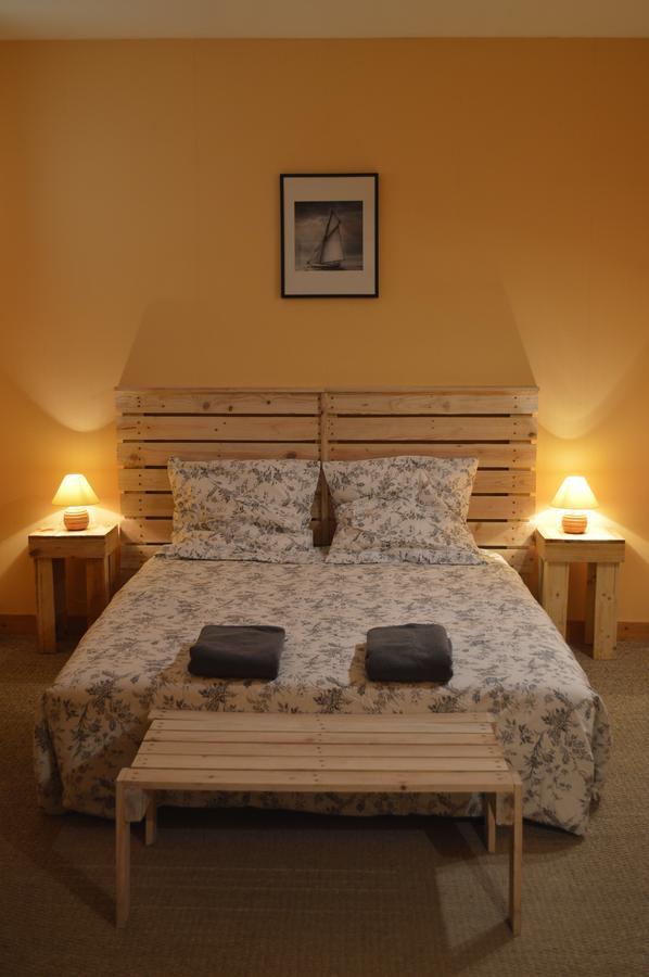 Le Domaine Bed & Breakfast Les Iffs Екстериор снимка
