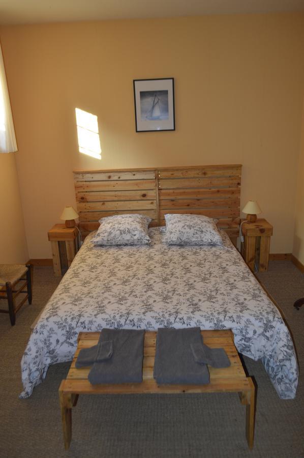 Le Domaine Bed & Breakfast Les Iffs Екстериор снимка